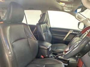 Toyota Land Cruiser Prado 3.0DT VX - Image 6