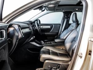 Volvo XC40 B4 Plus Dark - Image 10
