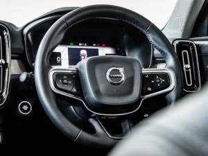 Volvo XC40 B4 Plus Dark - Image 16
