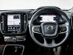 Volvo XC40 B4 Plus Dark - Image 17