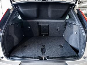 Volvo XC40 B4 Plus Dark - Image 20