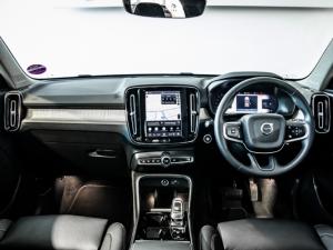Volvo XC40 B4 Plus Dark - Image 22