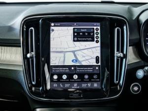 Volvo XC40 B4 Plus Dark - Image 9