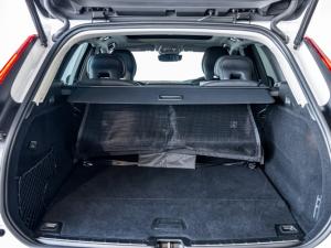 Volvo XC60 T8 Recharge AWD Inscription - Image 11