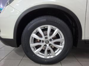 Nissan X-Trail 2.5 4x4 Acenta Tech - Image 7