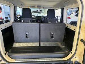Suzuki Jimny 1.5 GLX AllGrip 3-door manual - Image 10
