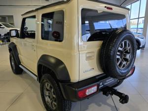 Suzuki Jimny 1.5 GLX AllGrip 3-door manual - Image 8
