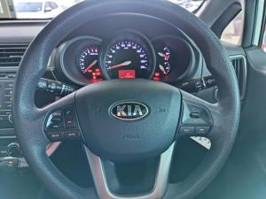 Kia Rio hatch 1.2 - Image 10