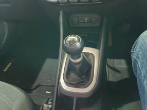Kia Rio hatch 1.2 - Image 14