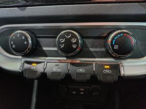 Kia Rio hatch 1.2 - Image 17
