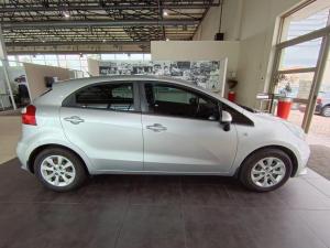 Kia Rio hatch 1.2 - Image 6