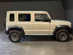 Suzuki Jimny 1.5 GLX AllGrip 5-door auto - Image 4