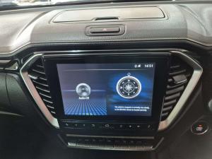 Isuzu D-MAX 3.0 Ddi V-CROSS HR automatic D/C - Image 13