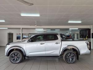 Isuzu D-MAX 3.0 Ddi V-CROSS HR automatic D/C - Image 2
