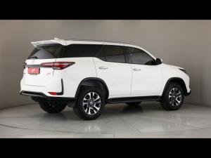 Toyota Fortuner 2.4GD-6 auto - Image 2