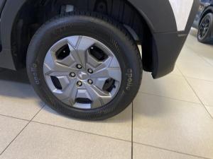 Mahindra XUV 3XO 1.2T MX2 auto - Image 11
