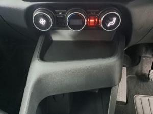 Nissan Magnite 1.0 Visia auto - Image 9