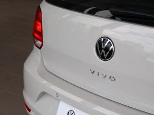Volkswagen Polo Vivo hatch 1.6 Style - Image 10