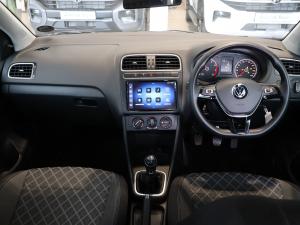Volkswagen Polo Vivo hatch 1.6 Style - Image 15