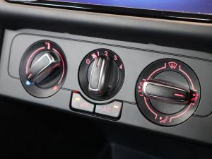 Volkswagen Polo Vivo hatch 1.6 Style - Image 18