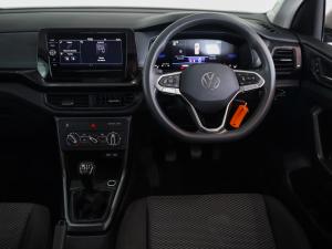 Volkswagen T-Cross 1.0TSI manual - Image 20