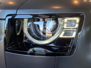 Land Rover Defender 110 D250 X-Dynamic SE - Image 17