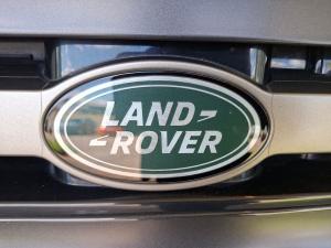 Land Rover Defender 110 D250 X-Dynamic SE - Image 18