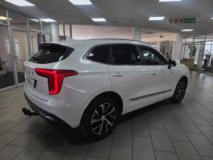Haval Jolion 1.5T Super Luxury - Image 4