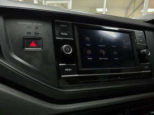 Volkswagen Polo hatch 1.0TSI Life manual - Image 12