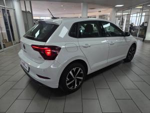 Volkswagen Polo hatch 1.0TSI Life manual - Image 2