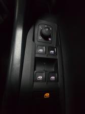 Volkswagen Polo hatch 1.0TSI Life manual - Image 8