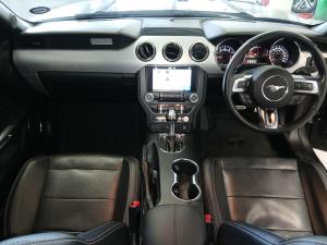 Ford Mustang 2.3T fastback auto - Image 7