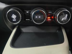 Nissan Magnite 1.0 Visia auto - Image 10