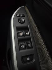 Nissan Magnite 1.0 Visia auto - Image 15