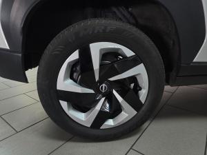 Nissan Magnite 1.0 Visia auto - Image 5