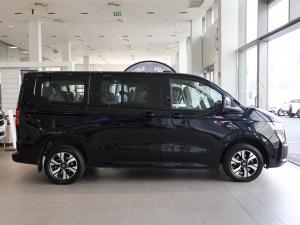 Volkswagen Transporter 2.0TDI Kombi SWB Life - Image 8