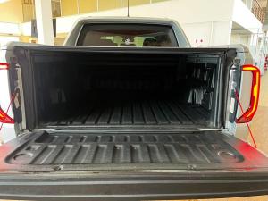 Volkswagen Amarok 3.0TDI V6 double cab Aventura 4Motion - Image 9