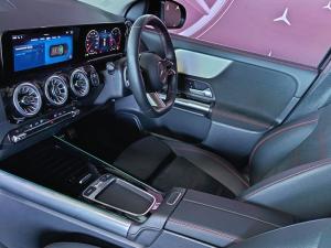 Mercedes-Benz GLA GLA200d Progressive - Image 11