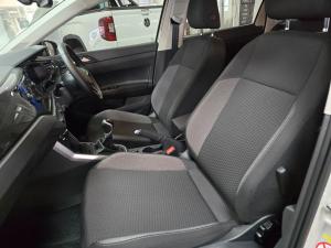 Volkswagen Polo hatch 1.0TSI Life auto - Image 6