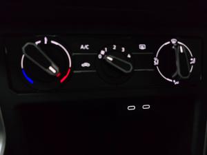 Volkswagen Polo hatch 1.0TSI Life auto - Image 7