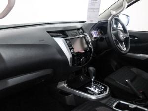 Nissan Navara 2.5DDTi double cab LE Plus - Image 15
