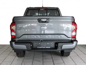 Nissan Navara 2.5DDTi double cab LE Plus - Image 6
