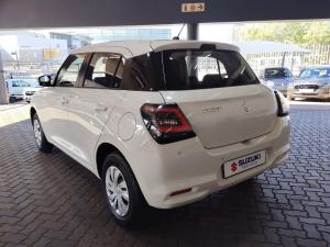 Suzuki Swift 1.2 GL - Image 6