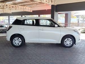 Suzuki Swift 1.2 GL - Image 7