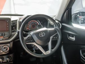 Toyota Vitz 1.0 XR auto - Image 8