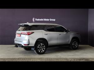 Toyota Fortuner 2.8GD-6 4x4 VX - Image 2