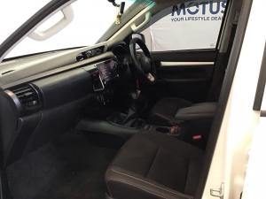 Toyota Hilux 2.4GD-6 double cab 4x4 Raider X manual - Image 7