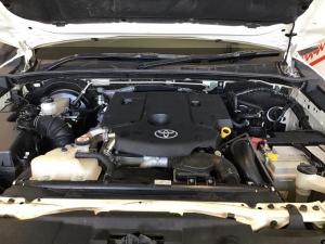 Toyota Hilux 2.4GD-6 double cab 4x4 Raider X manual - Image 12