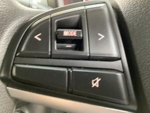 Toyota Vitz 1.0 XR manual - Image 9