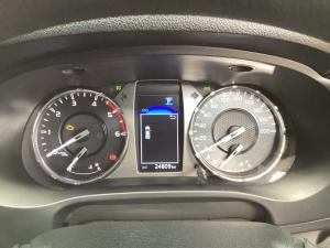 Toyota Hilux 2.4GD-6 double cab 4x4 Raider auto - Image 11